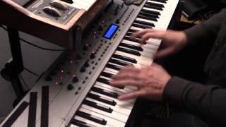 Solovox plays a Novation Ks5 synthesizer