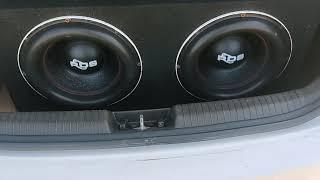 dual 1000rms subwoofer on 1000rms amplifier