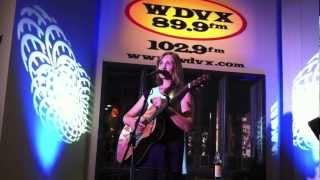 Caroline Herring performs "Traveling Shoes" on Tennessee Shines on WDVX