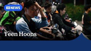 Young men race motorbikes on streets of Jakarta in growing trend | ABC News