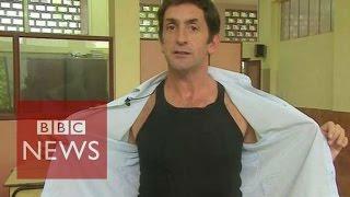 India: Vest that helps exam cheats - BBC News