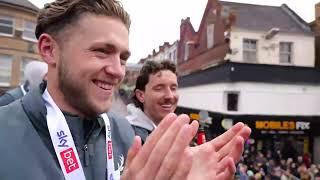 Mansfield's Open Top Bus Parade