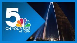 St. Louis news | Aug. 30 | 10 p.m. update | Scattered showers and rumbles into the overnight hours