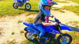 FIRST RIDE | 4 YEAR OLD KID LEARNING TO RIDE A DIRT BIKE