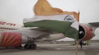 Official visit of Vice President of India, 15-17 October 2016, Hungary - 07 Departure