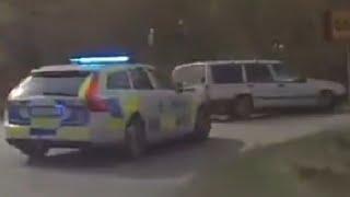 135 HP Volvo 940 chased by Volvo police cars in Sweden He has THREE passengers! 