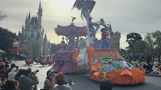 Tokyo Disneyland: Disney Harmony in color (Christmas Day)