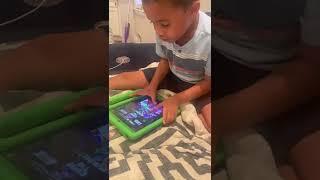 Super Sterling Gaming. Six year old plays Beat Battle on insane and slays.