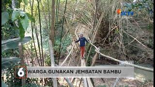 Warga Cikeusal, Terpaksa Menggunakan Jembatan Bambu Rapuh