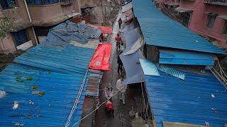 China's Urban Village Walk. Market alleys on a drizzling day. Yajiang Village(鸭江寨), Guiyang・4K