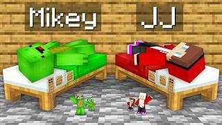 JJ's FAMILY BED Base vs Mikey's FAMILY BED House Build Battle in Minecraft - Maizen