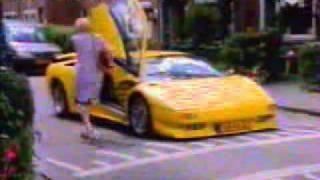 Lamborgini Diablo (нелегкая судьба миллионеров).mpeg