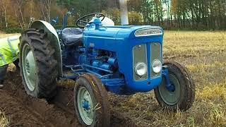 1964 Fordson Super Dexta 2.5 Litre 3-Cyl Diesel Tractor With Ransomes Plough