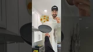 Smoothest egg flip ever? #omeletteking #shorts #cooking #eggs #food #breakfast