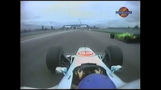 2000 F1 USA GP - Jacques Villeneuve show anger to Marc Gené while lapping him