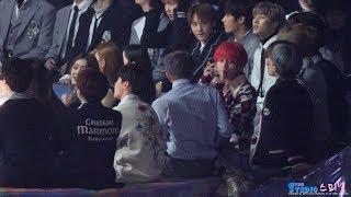 181201 무대볼때 뷔 제스쳐 방탄소년단 BTS 리액션 Reaction '로이킴 그때 헤어지면 돼' 직캠 by Spinel