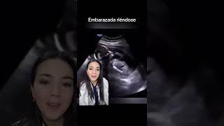 Cómo se ve un #bebe cuando #mama #embarazada se ríe #feto 🫨