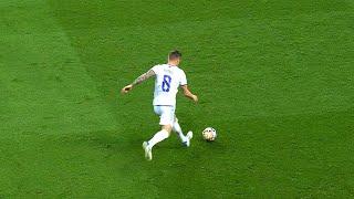 No one Passes like Toni Kroos!