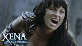 Gabrielle Saves Xena's Life | Xena: Warrior Princess