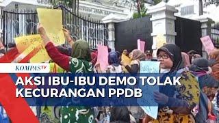 Begini Aksi Ibu-Ibu di Bandung Demo Tolak Kecurangan PPDB, Bawa Ketel dan Panci