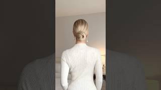 Have you tried this bun technique yet?️ #easyupdo #updo #updohairstyles #hairtutorial