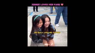 JENNIE loves her fans #jennie #blackpink #shorts #youtubeshorts #jisoo #lisa #rose #shortsforyou