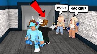 FAKE MURDERER Trolling In MM2...