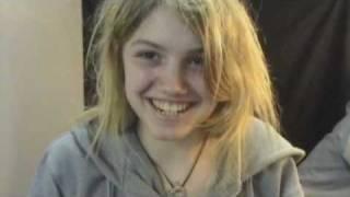 Hannah Murray behind the scenes of Skins Season 2 Episode 9