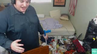 This Twitch Streamer Didnt Clean His Room Since 2005