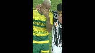 QUE MOMENTO! RESENHA ENTRE DEYVERSON E HULK APÓS CUIABÁ X ATLÉTICO-MG | #shorts | ge.globo