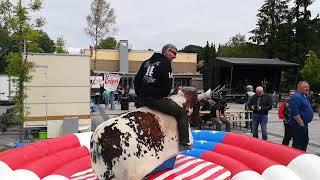 Leo's Bullride, choppers and party