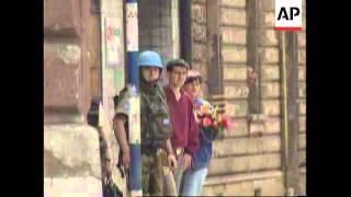 BOSNIA: RENEWED SNIPER FIRE IN SARAJEVO