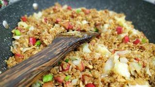 Quick and Easy Nasi Goreng-style Garlic Rice