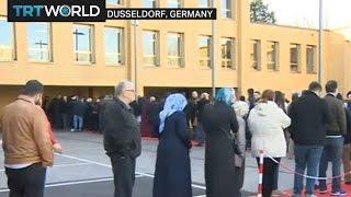 Turkish citizens living in Germany vote in referendum