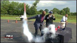 Hand launched liquid nitrogen rockets