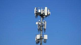 Spectrum Auction a 'Watershed Day,' Says Ex-FCC Chair