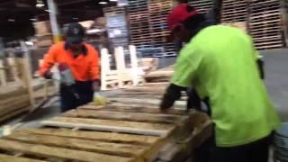 Pallet making fast makers