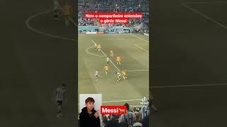 Messi gênio. Passe inteligente de Messi. #messi #football #soccer #goat #viral