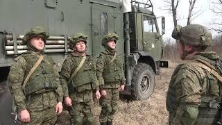 Тренировка военных связистов
