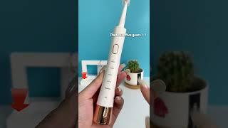 Revolutionize your dental routine with this all-directional electric toothbrush!