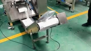 Semi automatic live fish pouch packing machine