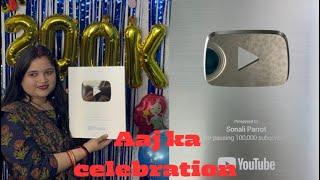 ￼ Celebration may Yeh Kya Ho Gaya #sonaliparrot #parrotlover #silverplaybutton #moyemoye