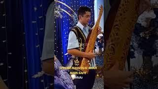 Tengku Hassanal cuba bermain alat muzik tradisional Sabah, Sape #trending #shorts #viral