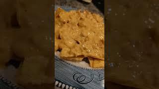 Nachos! #food #tasty #easyrecipe #chips #dip #nachos #yummy #lol