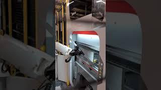 Robotic Press Brake Bending Cell