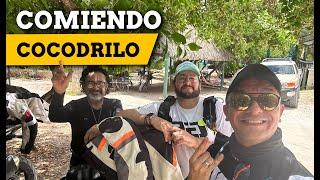 Comiendo cocodrilo en una isla de Campeche, México