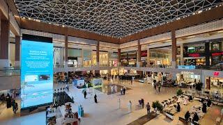 ياس مول ابوظبي الإمارات أحد المولات الكبيرة والجميلة في أبوظبي الإمارات العربية المتحدة
