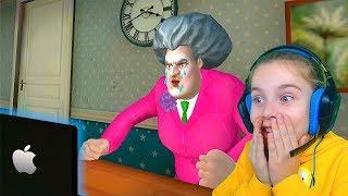 Сломала ноутбук Учительнице Мисс Ти! Scary Teacher 3D