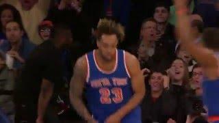 Jose Calderon Hits Derrick Williams with a Three-Quarter Court Alley-Oop