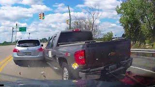 Road Rage USA, Driving Fails & Bad Drivers Compilation 2021 (Car Crashes!) #47